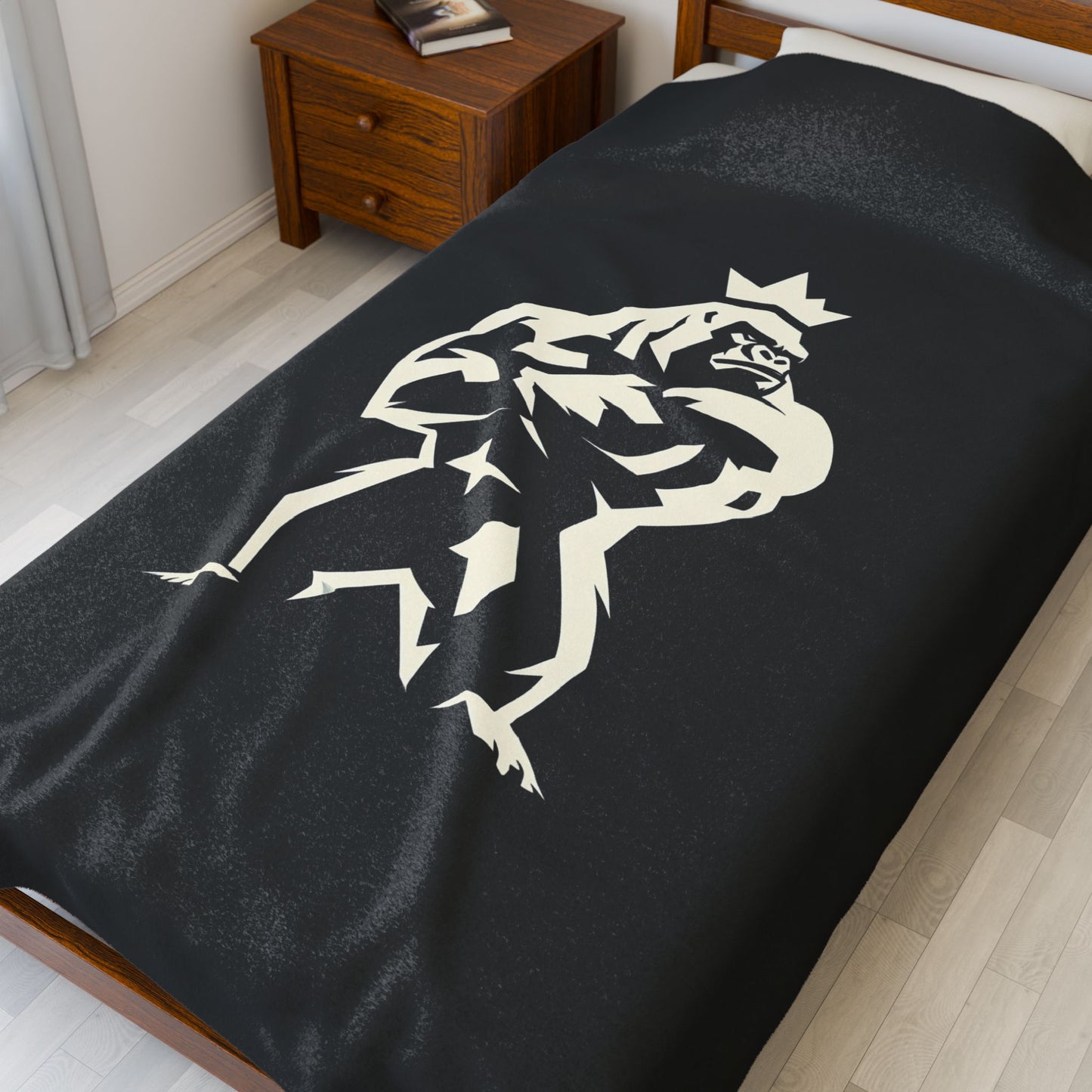 GVA Spirit Animal Velveteen Plush Blanket – Ultra-Soft, Warm & Durable for Home & Gifts