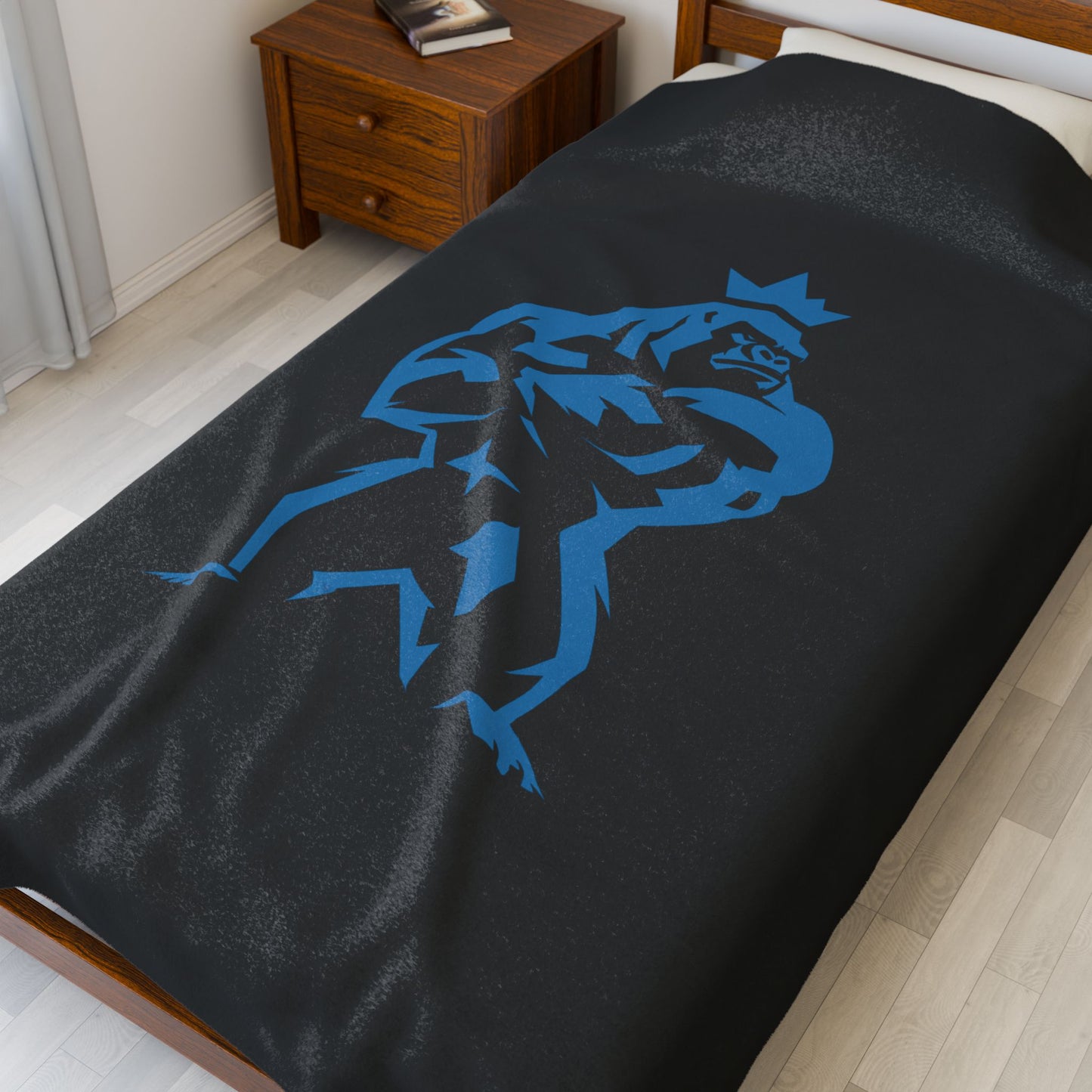 GVA Spirit Animal Velveteen Plush Blanket – Ultra-Soft, Warm & Durable for Home & Gifts
